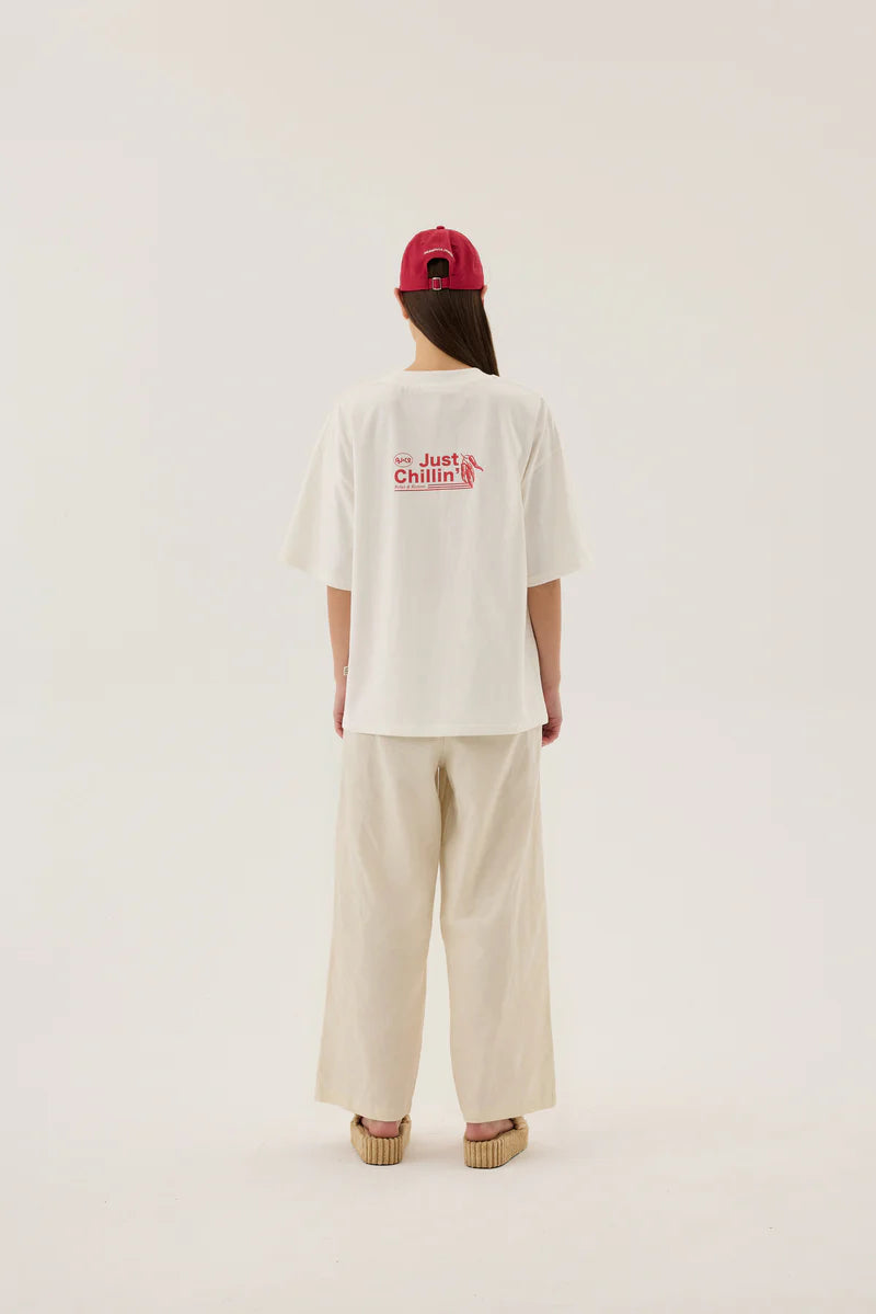 Chillin Oversized Tee - Snow