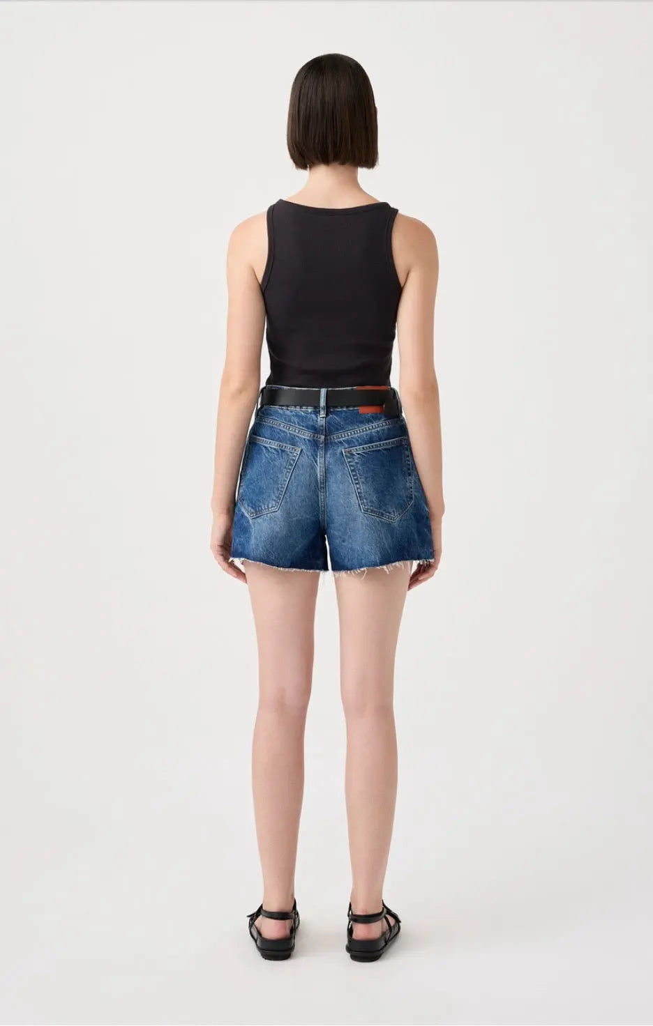 Annie High Classic Short - Aged Blue Outland Denim