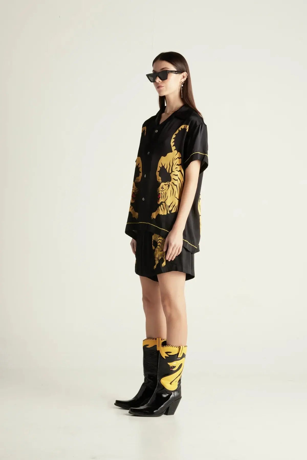 Crouching Tiger Silk Shirt - Black The Tales