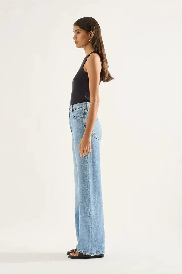 Ellie Super High Wide Jean - Era Blue Outland Denim
