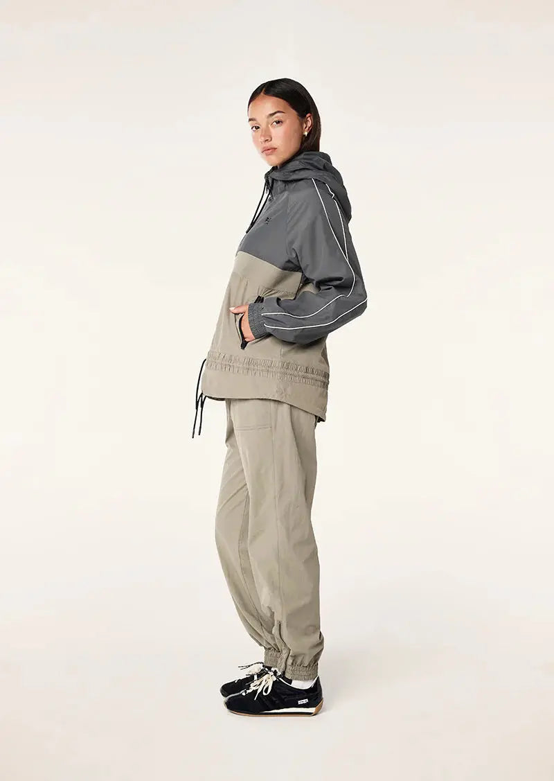 Man Down Jacket - Gunmetal P.E Nation
