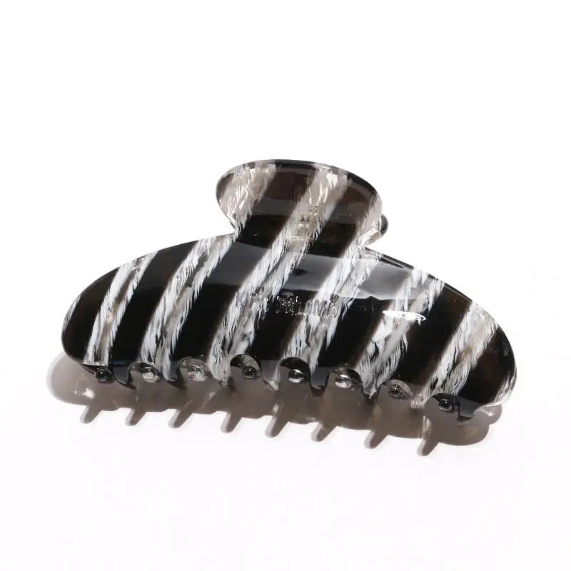 Onyx Grande Hair Claw Clip Kitty Paloma