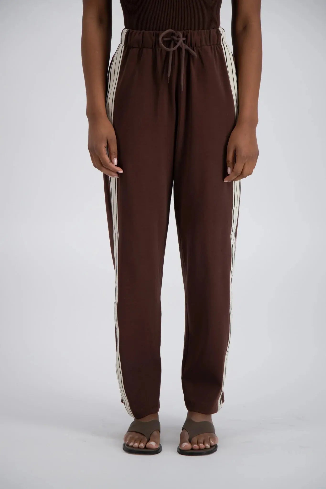 Panarea Trackpant Brown Jasmine Alexa