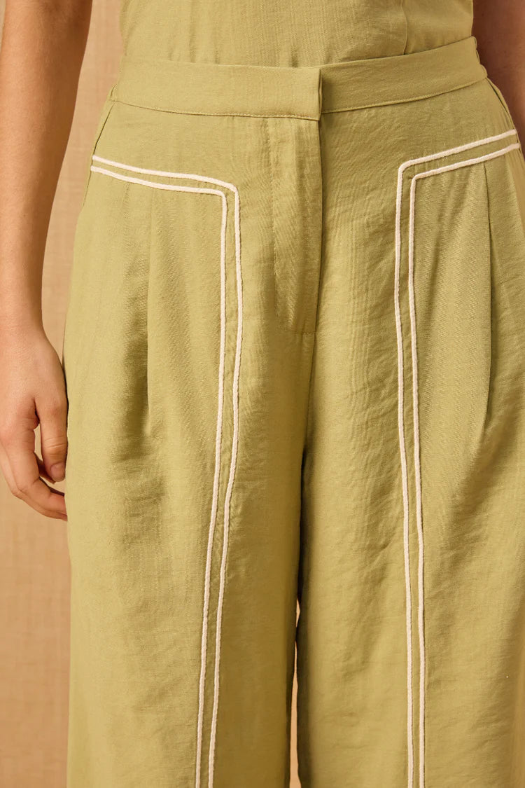 Scenic Pant - Olive Mon Renn at cloth in brick 02