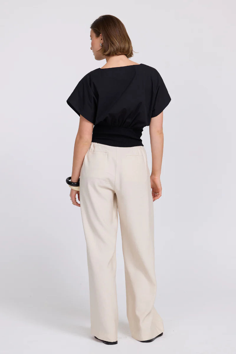 Versed Top - Black Sovere at cloth in brick 04