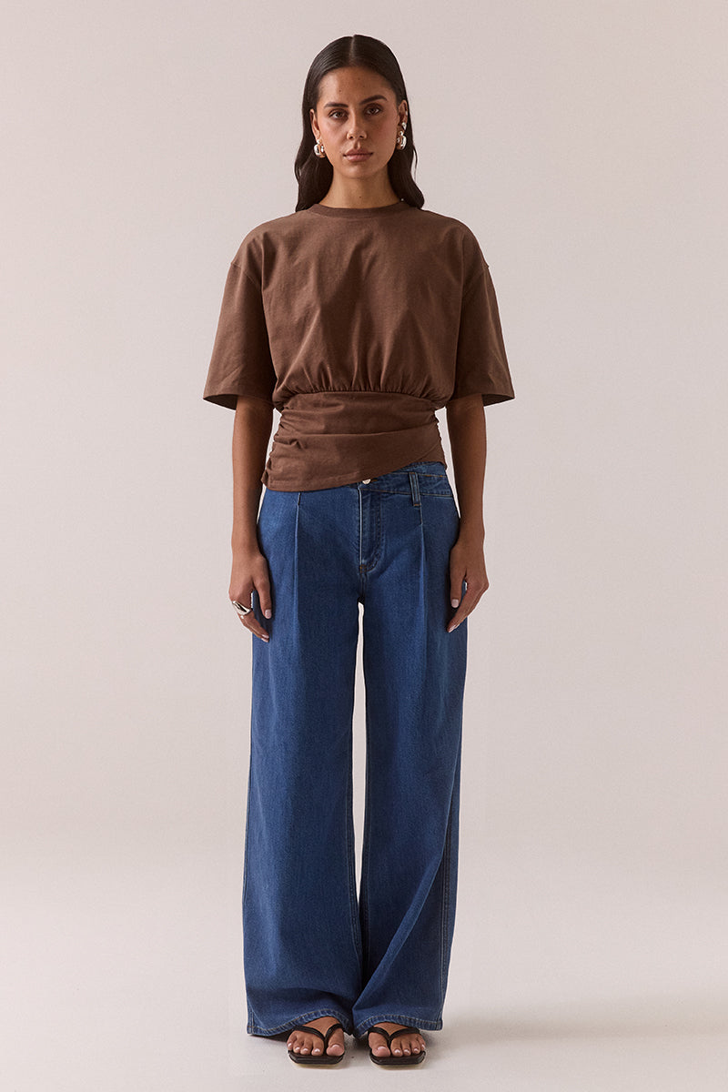 Delani Tee - Hazelnut Sovere