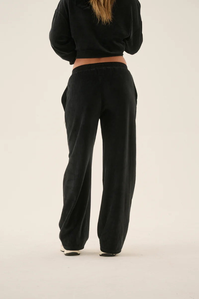 Velour Trackpant - Noir Araminta James