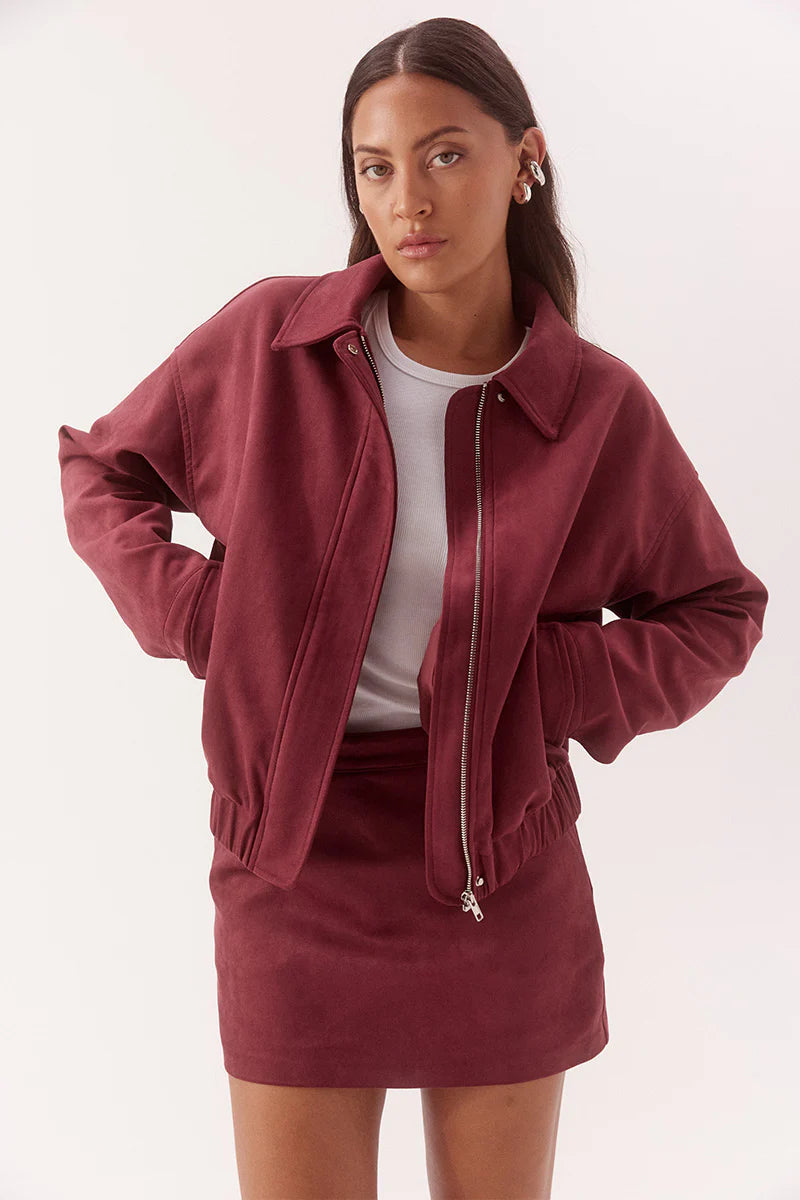 Avery Bomber - Cranberry Sovere