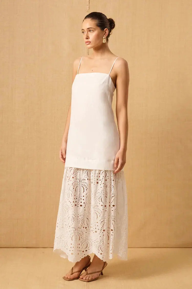 Agua Anglaise Dress - White Mon Renn