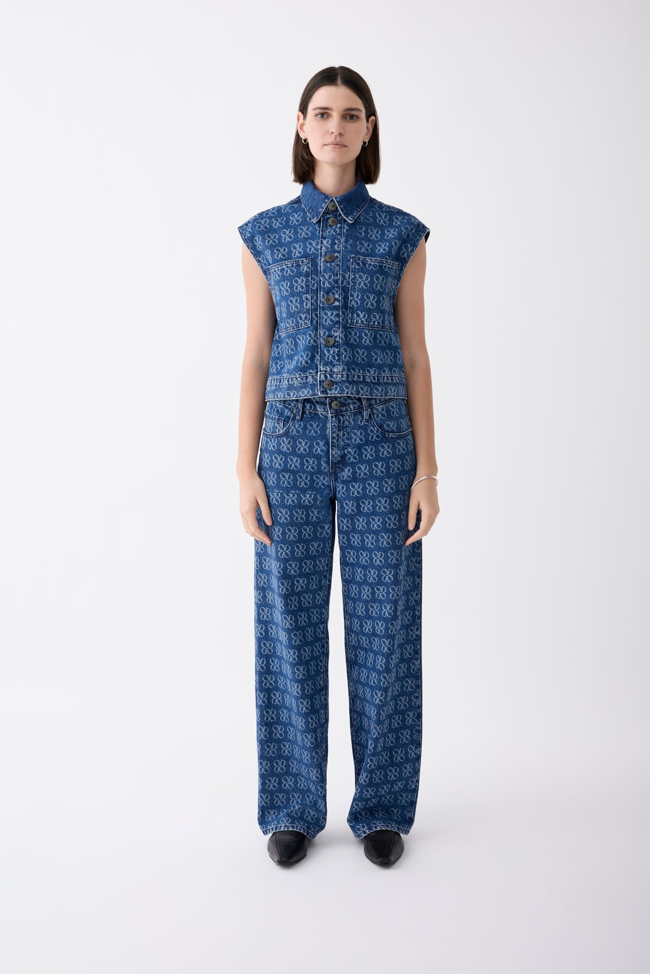 Avril Mid Slouchy Wide Jean - Icon Dusk Outland Denim at cloth in brick top and bottom 