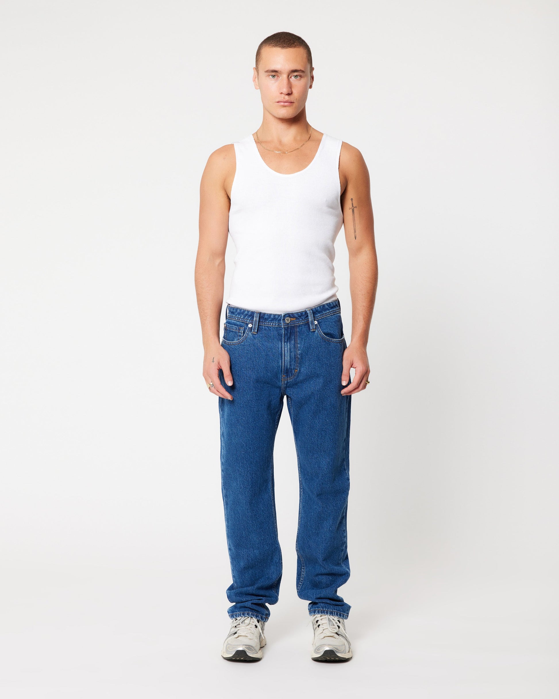A3 Straight Peter - Mid Vintage Indigo Abrand
