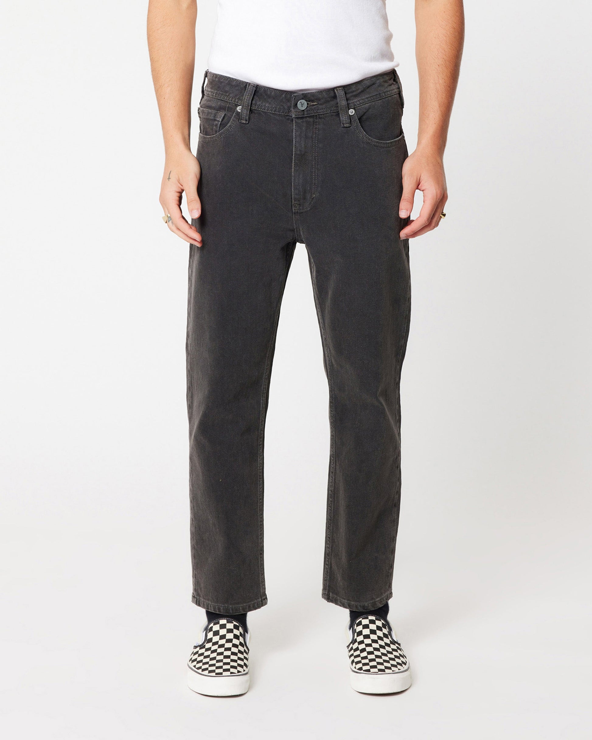 A3 Crop Bazza - Washed Black Abrand