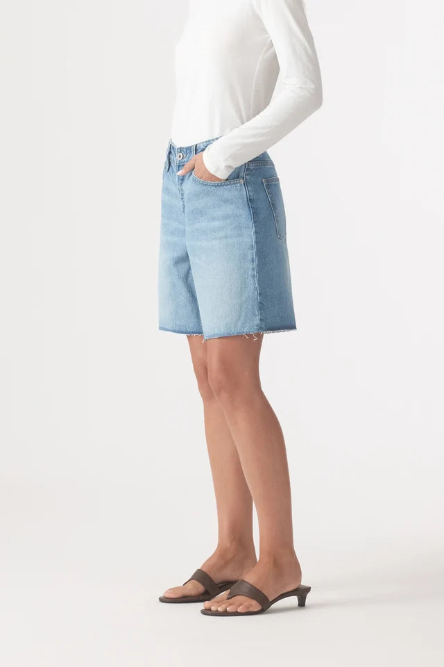 Martha Mid Rise Short - Vintage Blue Outland Denim