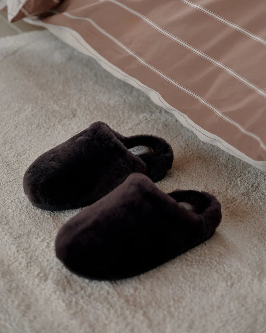 Sheepskin Slippers - Chocolate Hommey