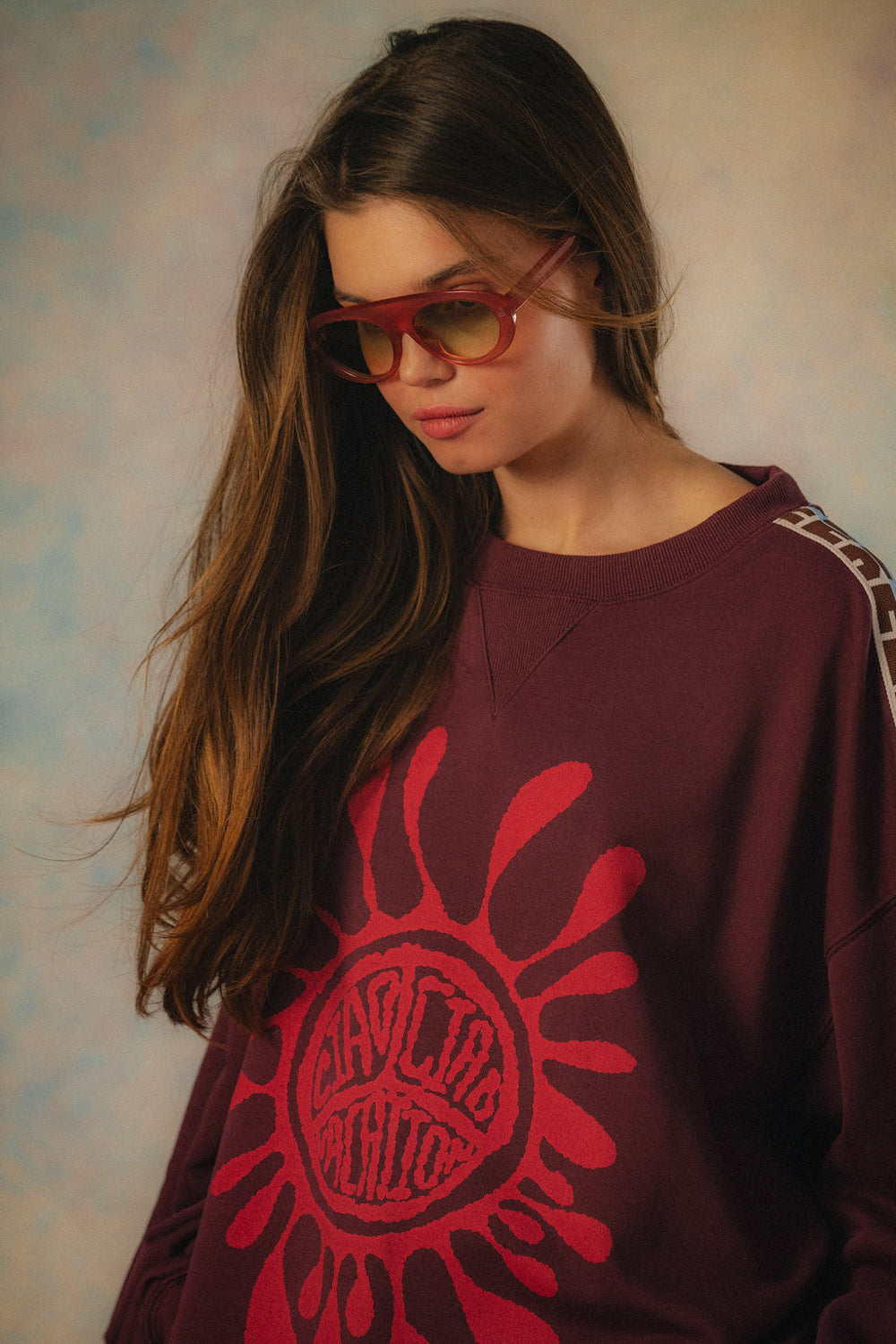 Emboss OS Sweater Ciao Ciao