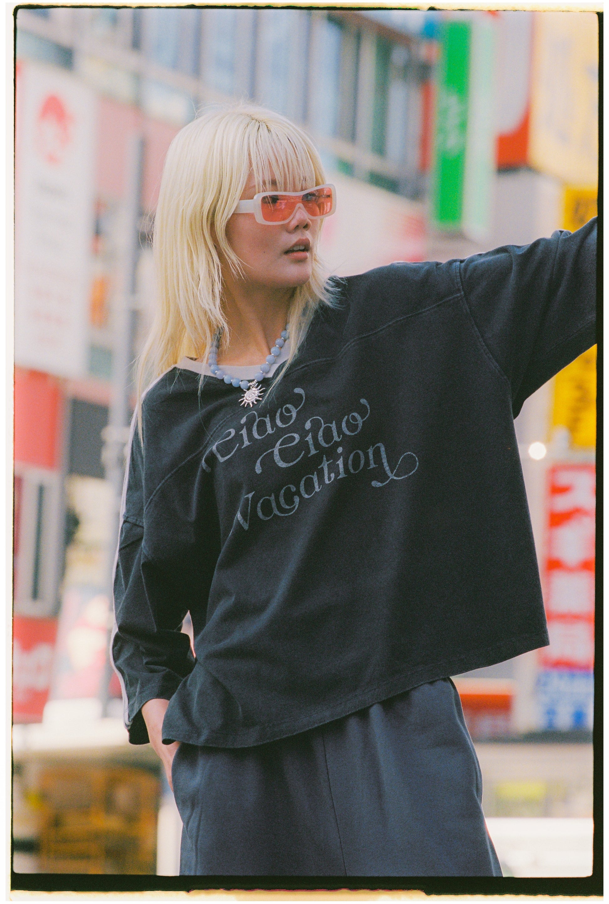 Vacay Crop Tee - Black Ciao Ciao