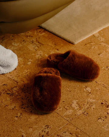 Sheepskin Slippers - Hazelnut Hommey