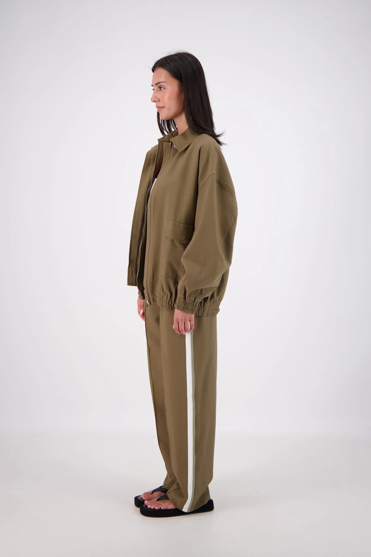 Ischia Bomber Jacket - Olive Jasmine Alexa