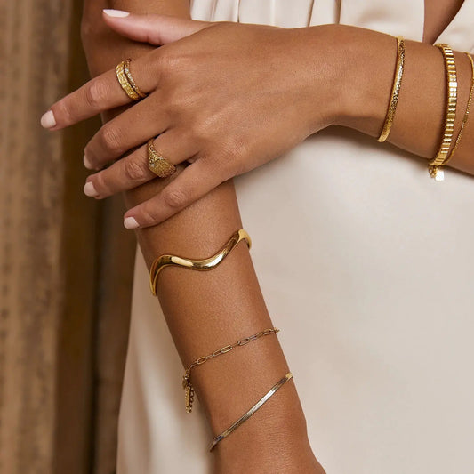 Sinai Gold Cuff Arms of Eve