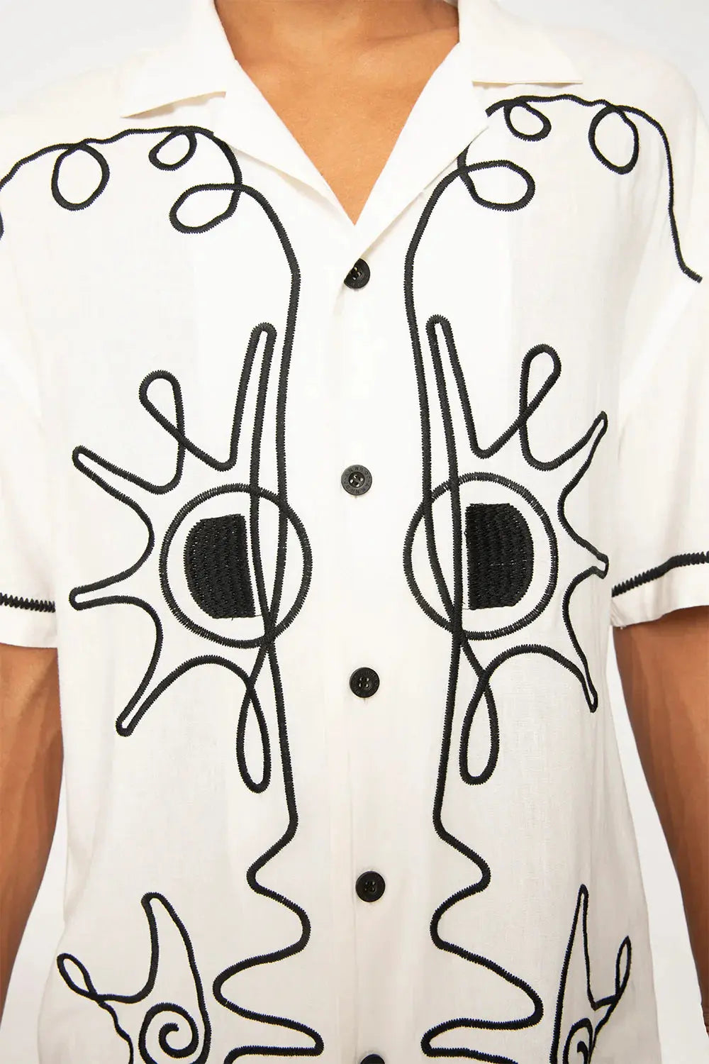 Star Sun Embroidery Shirt By Johnny