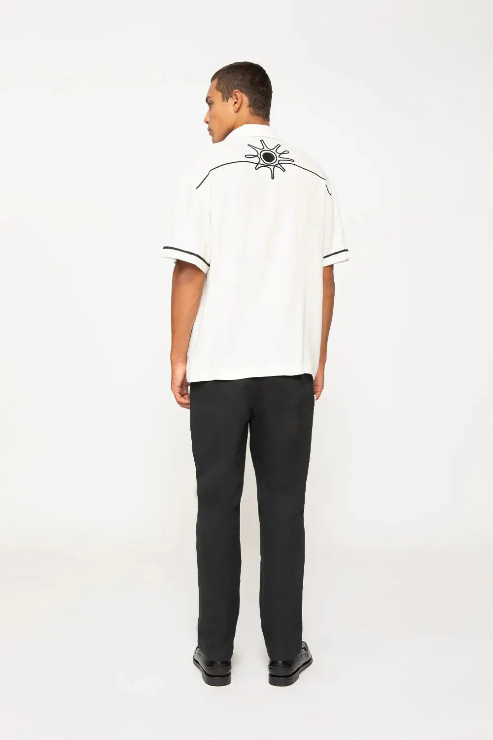 Star Sun Embroidery Shirt By Johnny