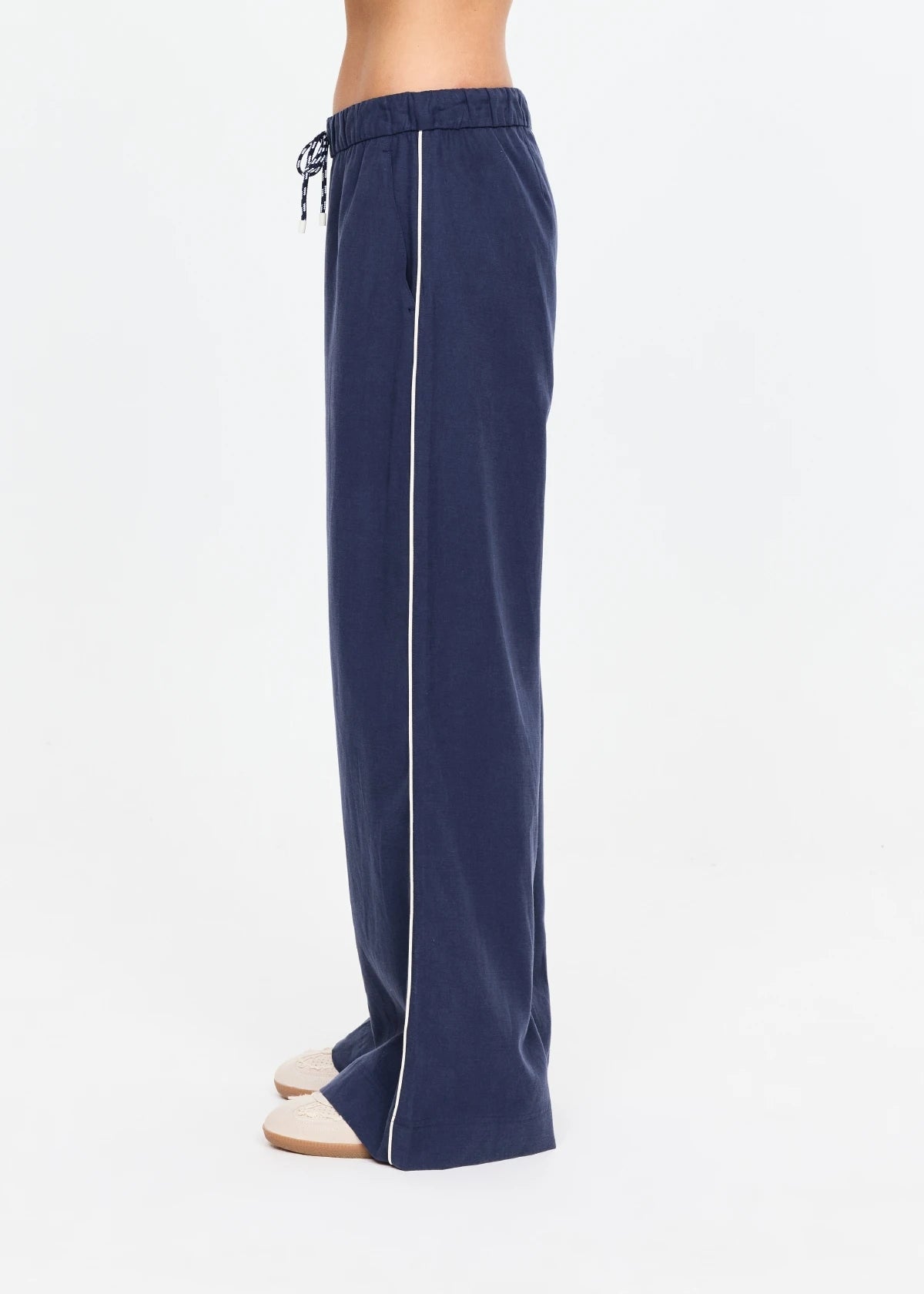 Lago Elita Pant - Navy The Upside