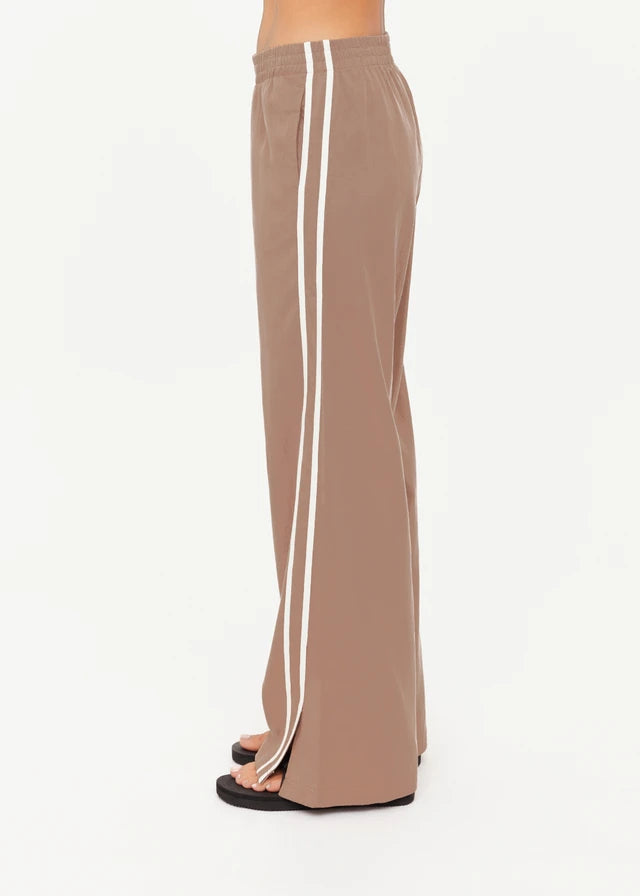 Juliet Pant - Mocha The Upside