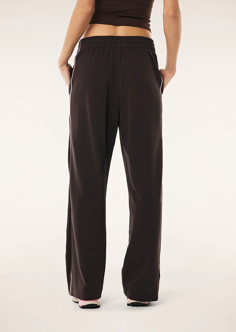 Vita Trackpant - Espresso P.E Nation