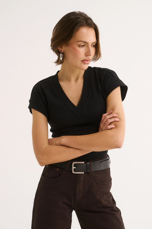 Kelly V Neck T-Shirt - Black Primi