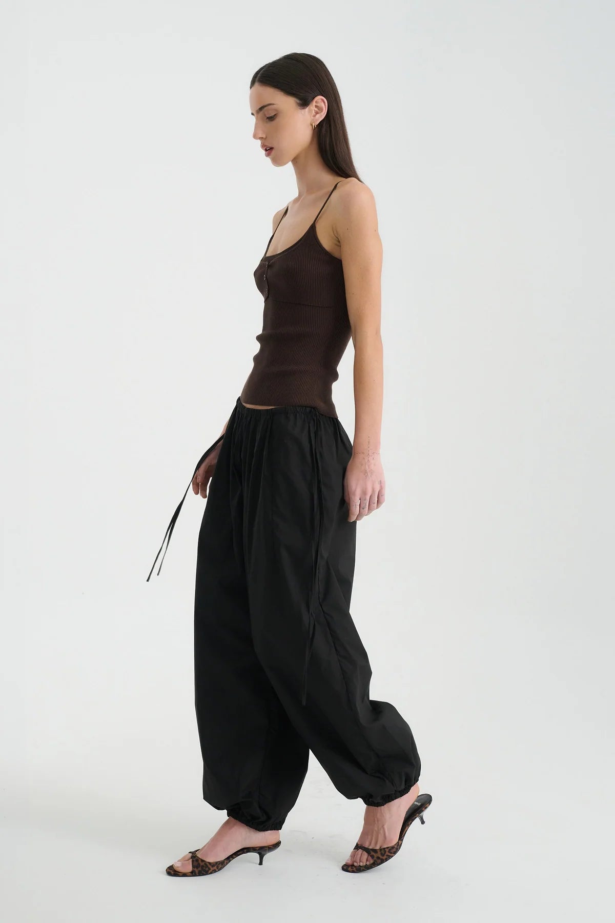 Arc Balloon Pants - Noir Rowie