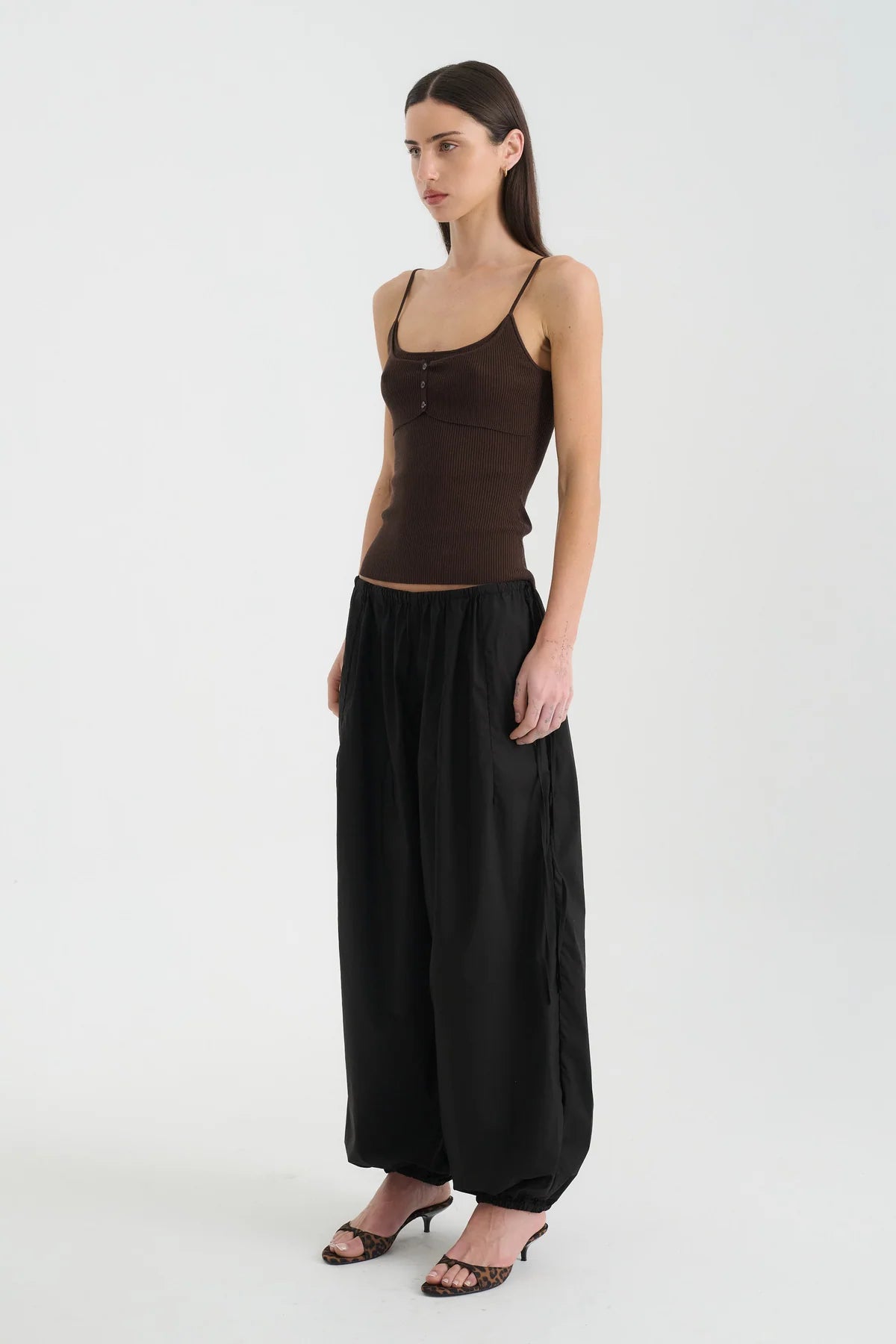 Arc Balloon Pants - Noir Rowie